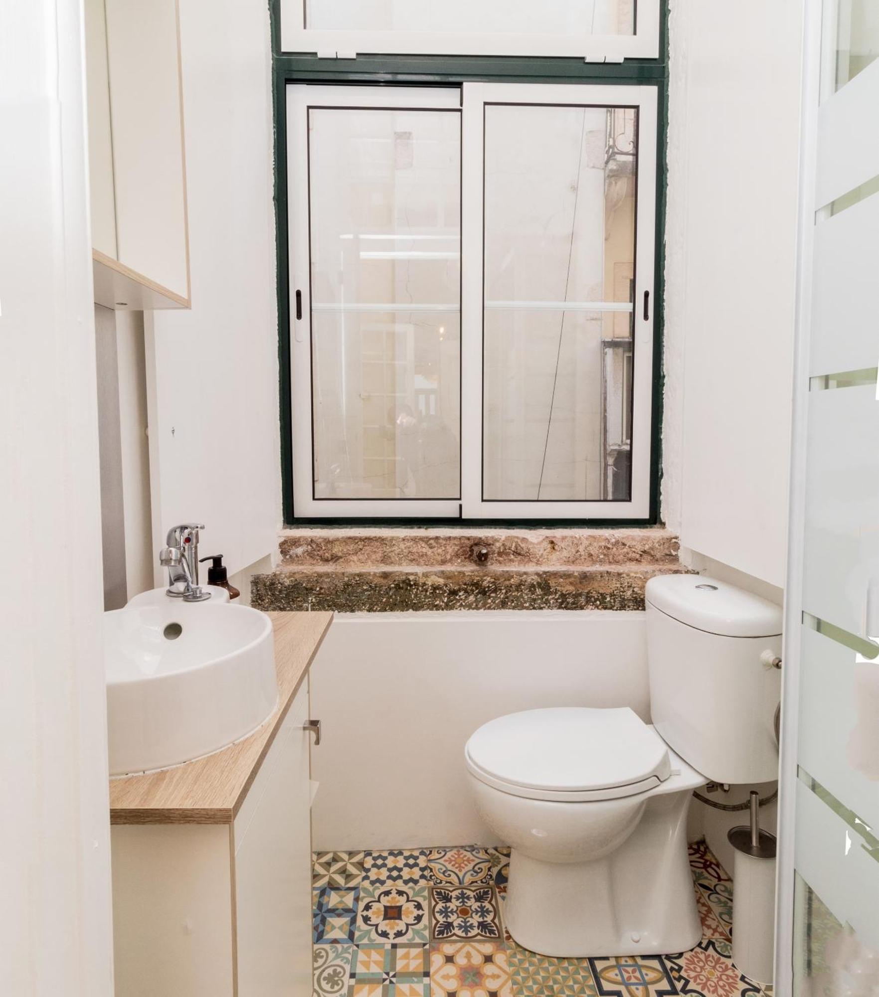 Apartment Sj2d Baixa New Air Conditioning Spacious And Friendly